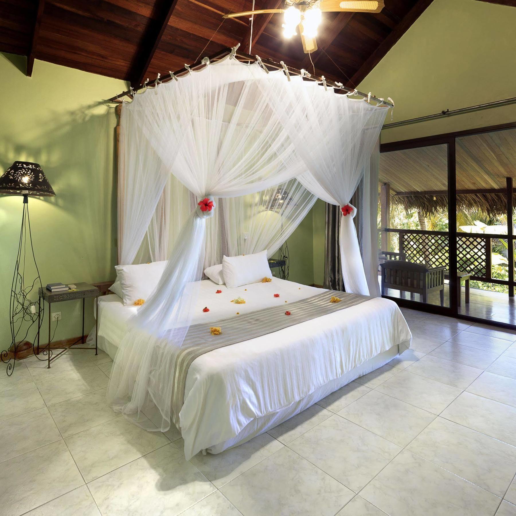 Nosy Be Hotel & Spa Ambaro Exterior photo